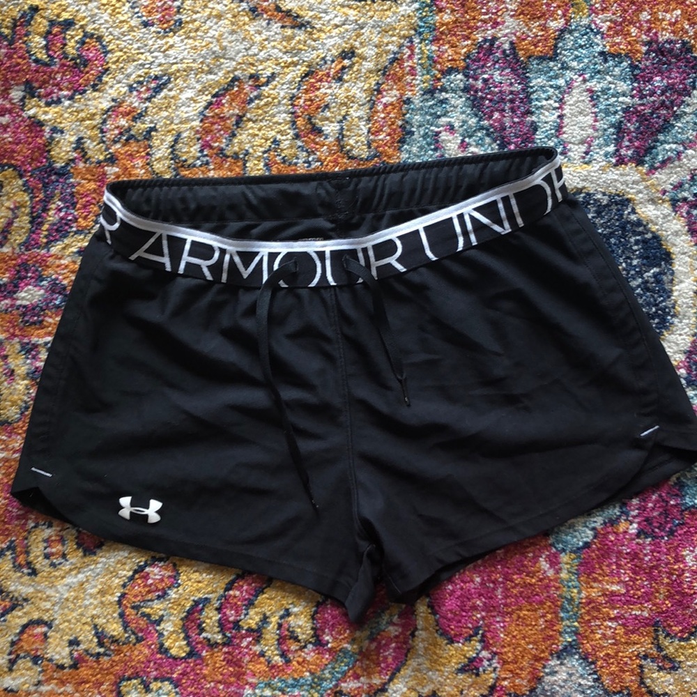 Under Armour size medium heat gear shorts